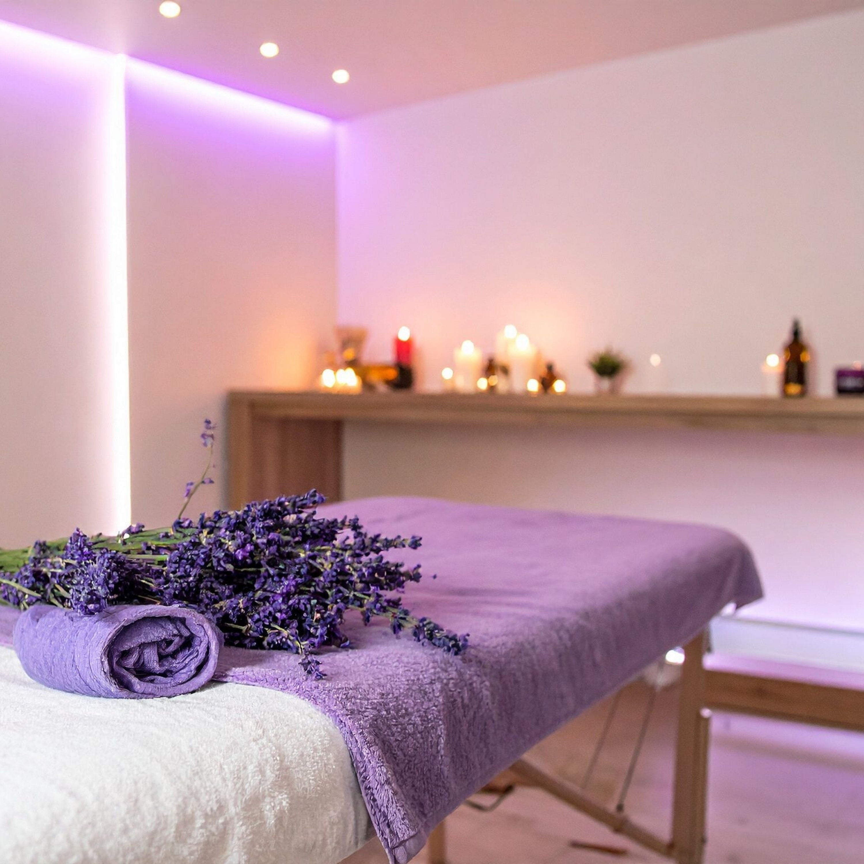 Imagen de Equipo para Salón y Spa con equipamiento profesional de belleza y bienestar de Pura Mexica.