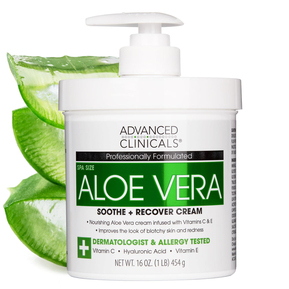 Advanced Clinicals Aloe Vera Lotion: botella vertiendo para hidratación suave