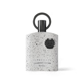 Frasco frontal de Afnan Supremacia EDP, lujo duradero en cada uso.