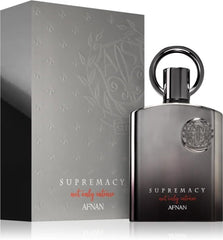 Afnan Supremacía No Solo Intenso, frasco con detalle que destaca por calidad.