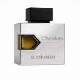 Al Haramain L'aventure: frasco frontal, presencia elegante y duración.