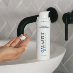 ALASTIN Skincare Ultra Calme, usage quotidien visage, peau apaisée et hydratée.