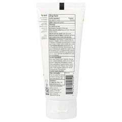 Fórmula sin fragancia de Alba Botanica para rostro, ideal piel sensible.