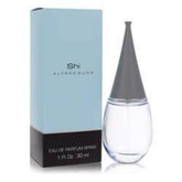 Shi de Alfred Sung para mujer, botella con brillo, ideal para uso diario.