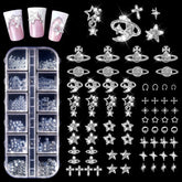 Allstarry adorno plateado cruz para uñas, ideal para looks góticos.