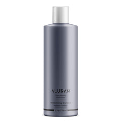 ALURAM Champú Agua de Coco frente a la botella, hidrata y aporta brillo al cabello texturizado