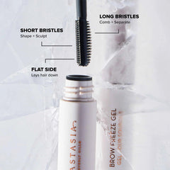 Anastasia Beverly Hills Deluxe Mini Brow Freeze Gel, acabado claro y duradero.