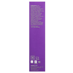 Aplicación suave del tónico facial Flor y Hoja para hidratar y equilibrar la piel