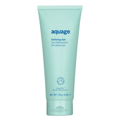 AQUAGE Definining Gel realza rizos definidos con brillo natural.