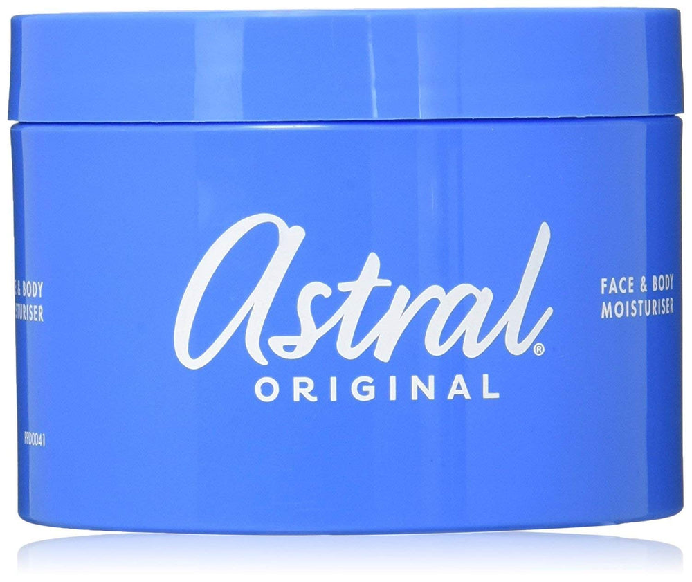 Crème hydratante Astral 500 ml en flacon, hydratation durable et nourrissante.