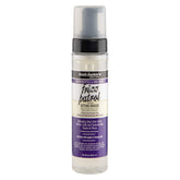 Aunt Jackie's Frizz Patrol Mousse en bote para fijación ligera y brillo.