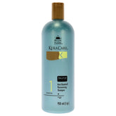 Shampoing Avlon KeraCare antipelliculaire en flacon pratique pour le cuir chevelu.