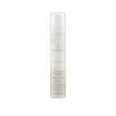 Awapuhi Wild Ginger HydroMist botella vertiendo chorro suave para alisado