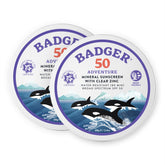 Badger protector solar mineral en lata biodegradable, protección para rostro y cuerpo en la playa.