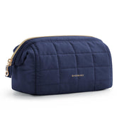 BAGSMART bolso de maquillaje con apertura amplia para acceso rápido a cosméticos.