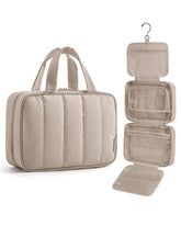BAGSMART trousse de toilette voyage camel avec section principale organisée.