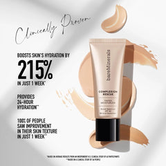 Tono Buttercream 03 de bareMinerals Complexion Rescue para un acabado natural.