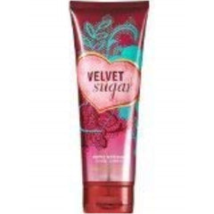 Bath & Body Works Velvet Sugar crema, aplicación rápida y aroma envolvente para momentos relajantes.