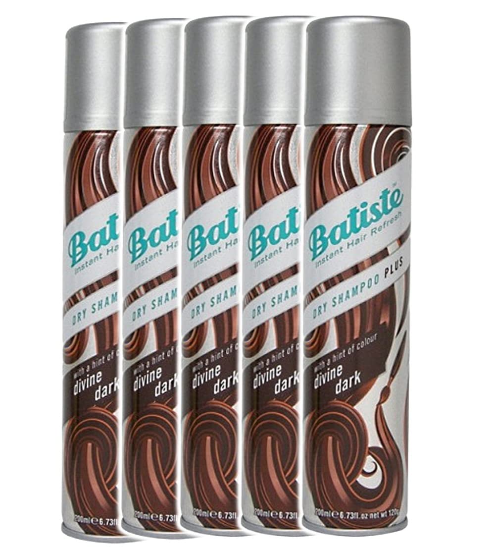 Batiste Shampooing sec noir profond, flacon, rafraîchit les racines et ajoute du volume.