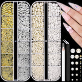 BELLEBOOST charms para uñas: cuentas metálicas doradas y plateadas para brillo duradero.