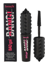 Benefit BADgal Bang Máscara Mini: aplicador preciso para pestañas definidas y voluminosas.