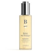 Better Not Younger serum: botella visible para densidad capilar y cabello más grueso.