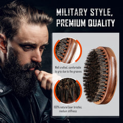 BFWood detalle del mango de madera, acabado sobrio y militar.