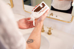 Billy Jealousy Beard Wash: Aloe Vera hidrata sin peso y suaviza la barba.