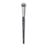 Brocha BK Beauty Angie A506, corrector de ojeras con punta gatito para precisión.