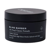Blind Barber 101 Proof en botella para fijación duradera y brillo suave.