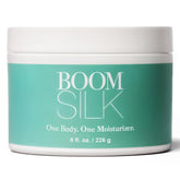 BOOM! de Cindy Joseph Boomsilk en envase, hidratación suave para piel madura.