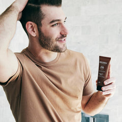 Brickell Hombres ingredientes naturales: geranio, coco y aloe para un cuidado suave.