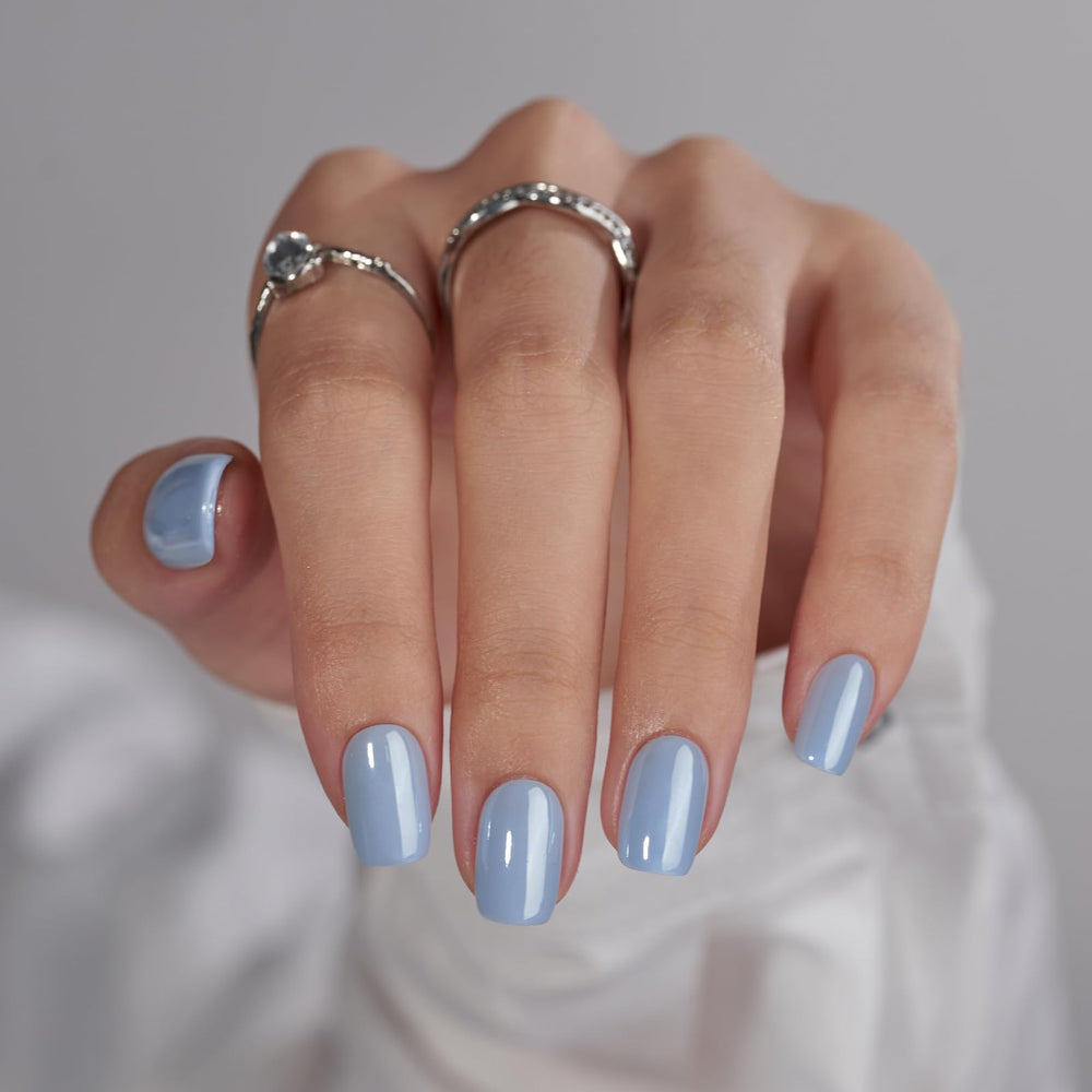 BTArtbox: uñas postizas corto cuadrado azul brillo para un look rápido.