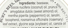 Aplicación suave de Burt's Bees para labios hidratados