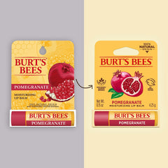 Aplicación suave del bálsamo labial Burt's Bees en labios