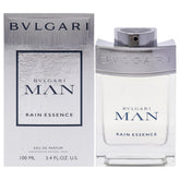 BVLGARI Man Rain Essence: botella elegante para aroma fresco y duradero.