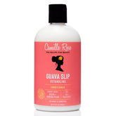 Botella de Camille Rose Guava Slip, acondicionador desenredante para suavizar nudos.