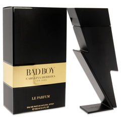 Carolina Herrera Bad Boy Le Parfum: caja elegante para regalo o autoindulgencia.