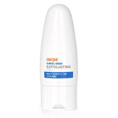 Carpe exfoliante de axilas en aplicación suave para hidratación y frescura