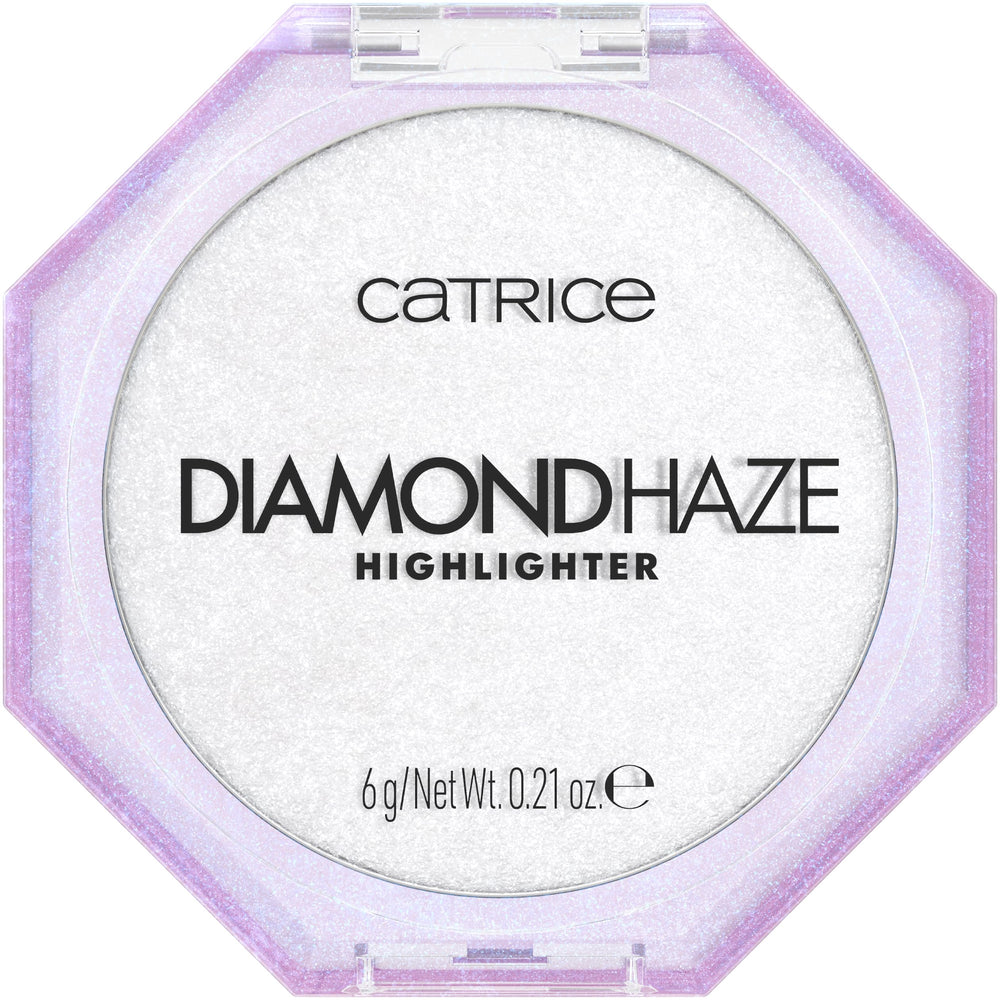 Catrice Diamond Haze ilumina el rostro con brillo 3D suave.