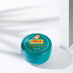 Cella Milano Aloe Vera: deslizamiento suave de la navaja para evitar irritación.