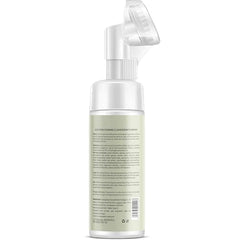 CERAVELO cepillo integrado potencia la limpieza facial sin irritación.