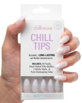 Chillhouse Chill Tips: uñas Champagne almendra para un look elegante y duradero.