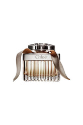 Chloe New de Chloe: botella de perfume elegante para uso especial.