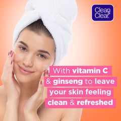 Clean & Clear uso matutino o nocturno para rutina facial diaria.