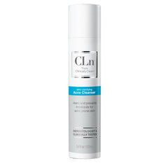 CLn Acne Cleanser botella frontal, control de grasa en piel propensa al acné.