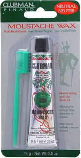 Clubman cera para bigote neutral en empaque compacto para llevar.