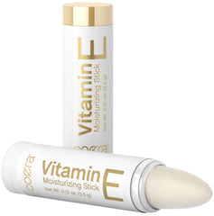 Coera bálsamo labial de vitamina E en envase compacto para llevar