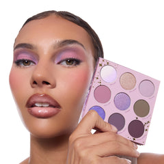 Aplicación precisa con brochas planas para mayor color y control.