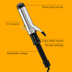 Mango ergonómico Conair para mayor control durante el peinado.